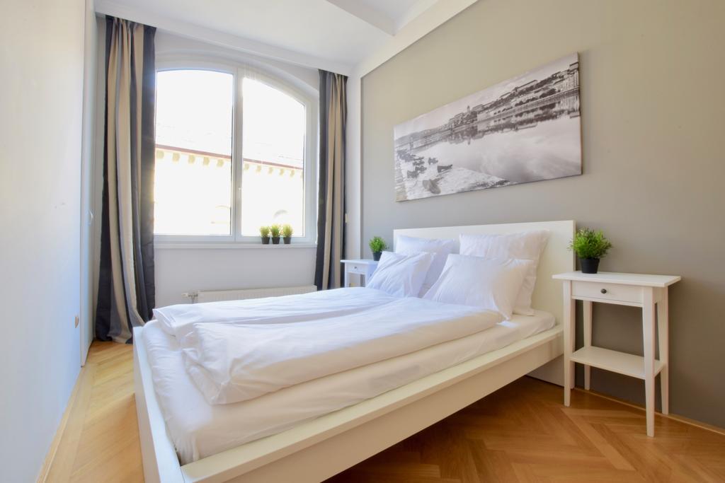 Apartment Standerd By Hi5 - Lovag Family *