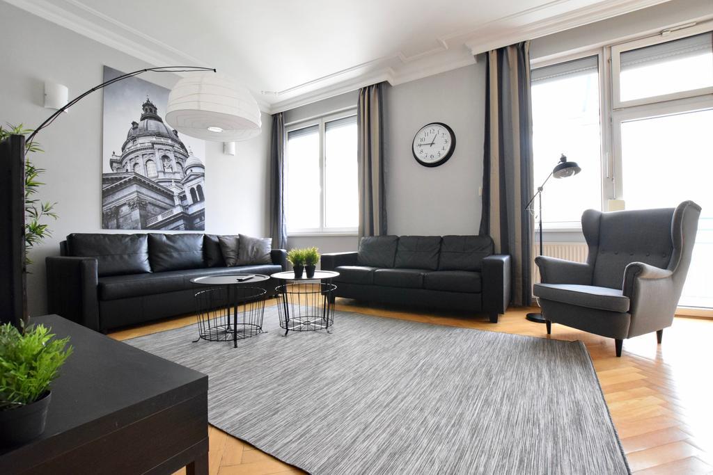 Standerd By Hi5 - Lovag Family Appartement Budapest