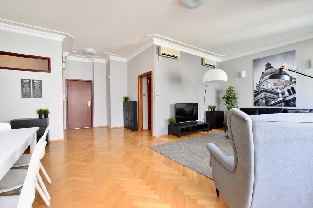 Standerd By Hi5 - Lovag Family Appartement *