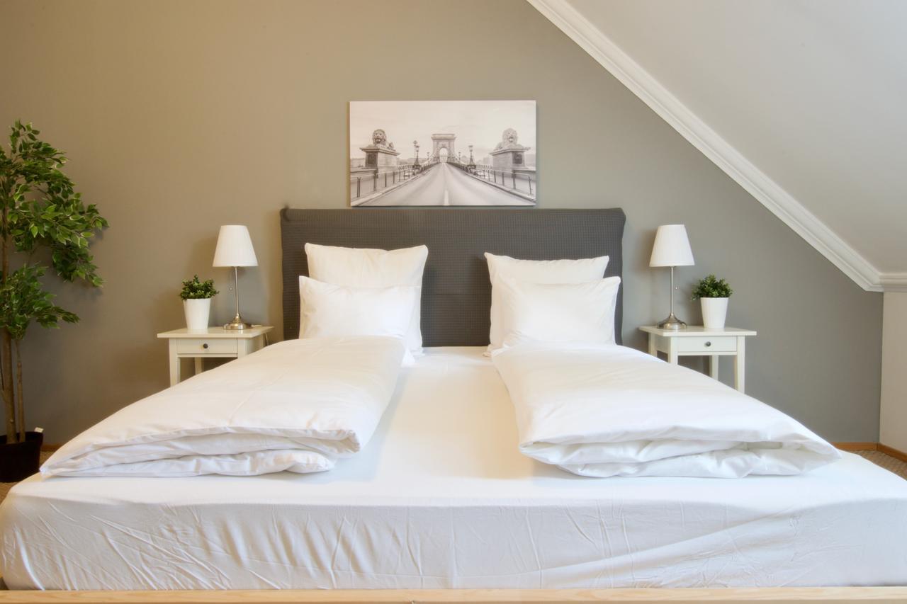 Standerd By Hi5 - Lovag Family Appartement